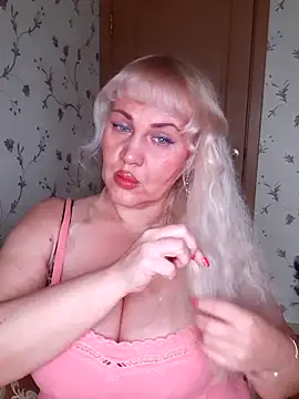 IsabellaBoni online show from 11/28/25, 07:11