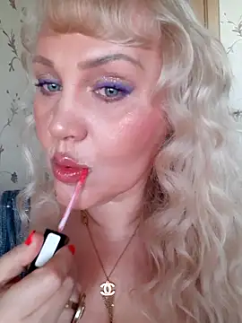 IsabellaBoni online show from 03/23/26, 06:17