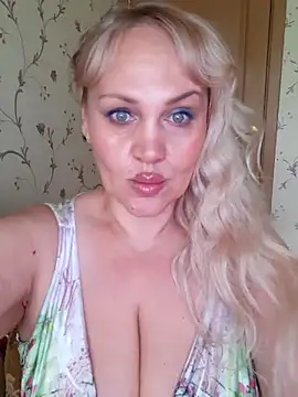 IsabellaBoni online show from 06/16/26, 06:38