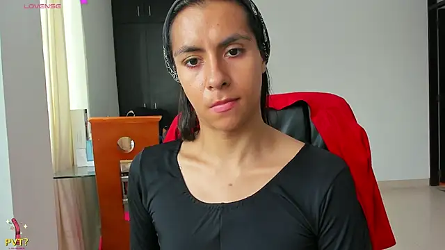 Kamilasalazar online show from 02/14/25, 02:44