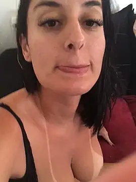 Catmila94 online show from 02/18/26, 04:47