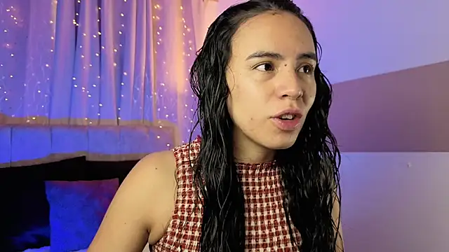 Snapshot of Zara_dulce chatting on 06/06/26, 12:10 Zara dulce online show from 06/06/26, 12:10