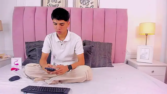 Santy carrington online show from 03/04/26, 07:53