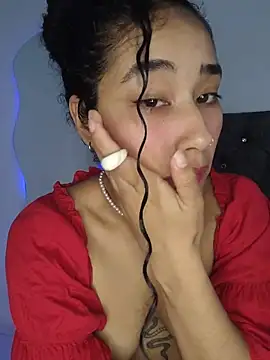 Snapshot of jaderossxx chatting on 07/11/26, 03:59 jaderossxx online show from 07/11/26, 03:59