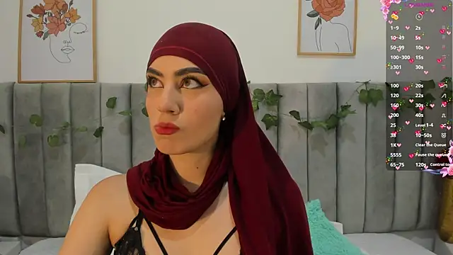 Snapshot of fatimarab chatting on 05/22/26, 10:37 fatimarab online show from 05/22/26, 10:37