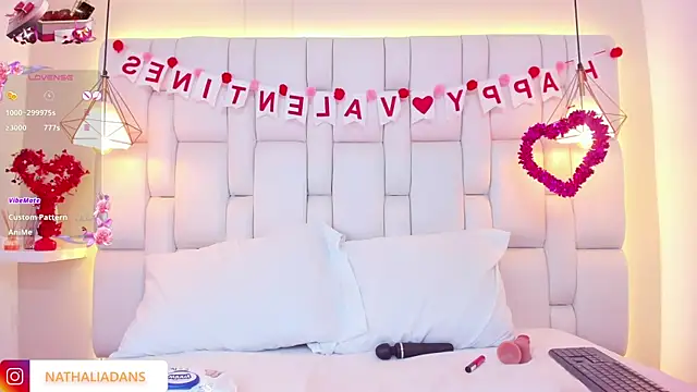 NathaliAdans online show from 02/14/25, 01:23