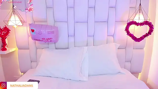 NathaliAdans online show from 02/21/25, 07:21