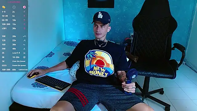 bray hotboy777 online show from 12/07/24, 05:31