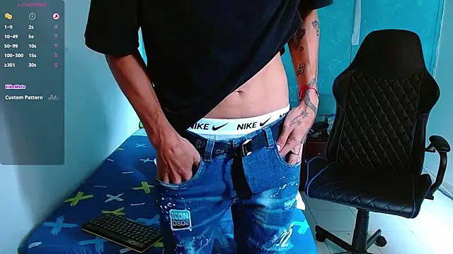 bray hotboy777 online show from 12/27/24, 03:04