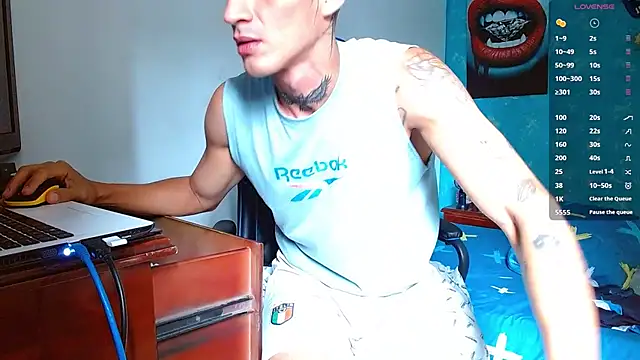 bray hotboy777 online show from 09/12/25, 02:28