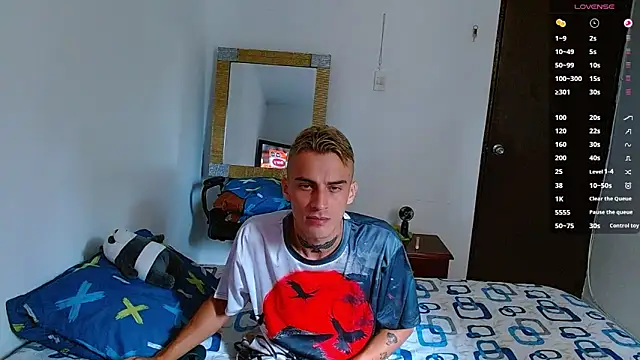 bray hotboy777 online show from 11/15/25, 07:10