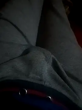 Snapshot of franko1987 chatting on 02/19/25, 03:39 franko1987 online show from 02/19/25, 03:39