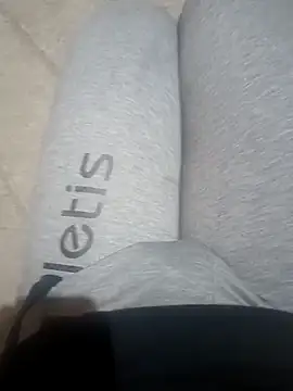 Snapshot of franko1987 chatting on 02/27/25, 03:58 franko1987 online show from 02/27/25, 03:58