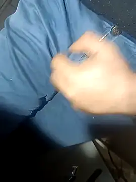 Snapshot of franko1987 chatting on 03/13/25, 05:00 franko1987 online show from 03/13/25, 05:00