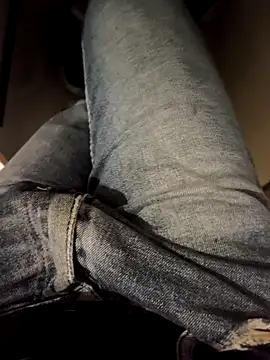 Snapshot of franko1987 chatting on 12/02/25, 05:13 franko1987 online show from 12/02/25, 05:13