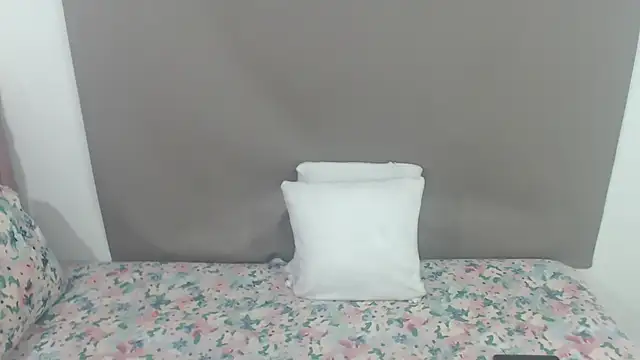 Snapshot of kimberlyjamexxx chatting on 07/06/26, 03:36 kimberlyjamexxx online show from 07/06/26, 03:36