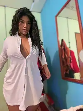 Snapshot of JennamartinyII chatting on 01/27/25, 12:16 JennamartinyII online show from 01/27/25, 12:16