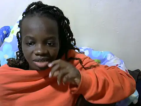 Snapshot of Thicky_kyla chatting on 06/09/26, 07:47 Thicky kyla online show from 06/09/26, 07:47