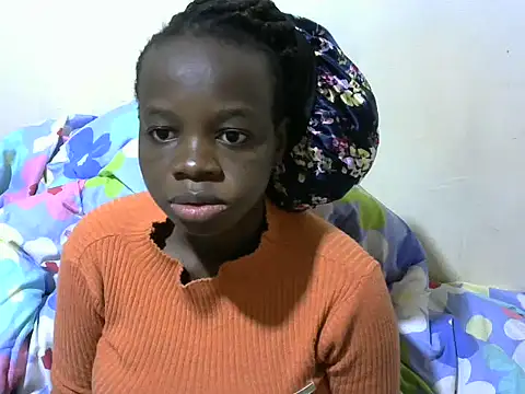 Snapshot of Thicky_kyla chatting on 06/25/26, 04:45 Thicky kyla online show from 06/25/26, 04:45