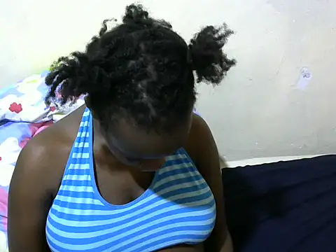 Snapshot of Thicky_kyla chatting on 07/11/26, 10:40 Thicky kyla online show from 07/11/26, 10:40
