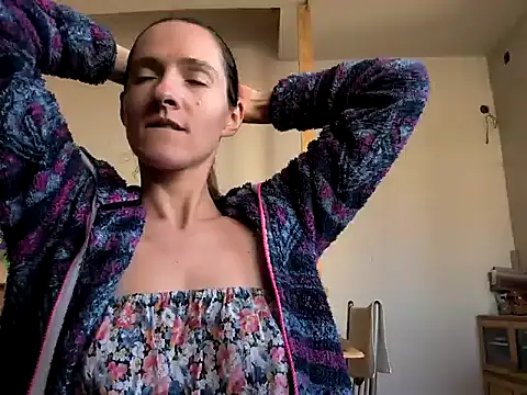 Milky hairy mommy online show from 02/11/25, 11:10