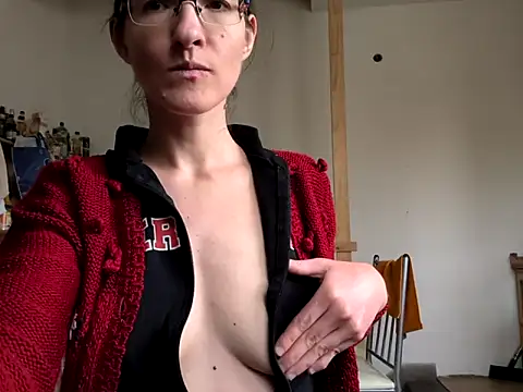 Milky hairy mommy online show from 03/14/25, 10:07