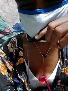 Tamil--Rani online show from 11/17/25, 02:34