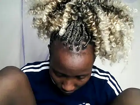 Snapshot of juiccypussy chatting on 05/28/26, 04:21 juiccypussy online show from 05/28/26, 04:21