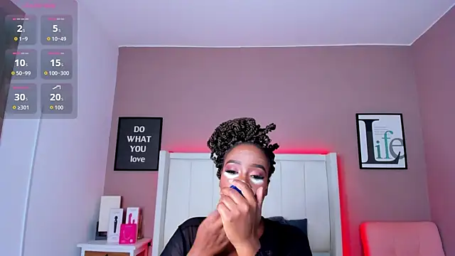 Britanymooree online show from 01/07/26, 07:27