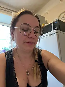 OlgaBuzzz online show from 03/20/25, 12:00