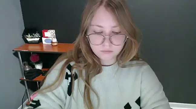 Snapshot of lady_minx chatting on 01/13/25, 10:36 lady minx online show from 01/13/25, 10:36