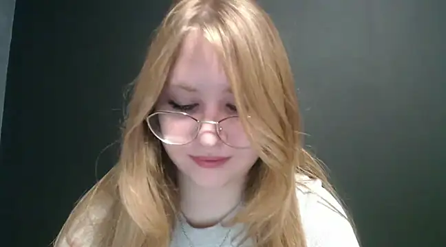 Snapshot of lady_minx chatting on 01/20/25, 07:47 lady minx online show from 01/20/25, 07:47