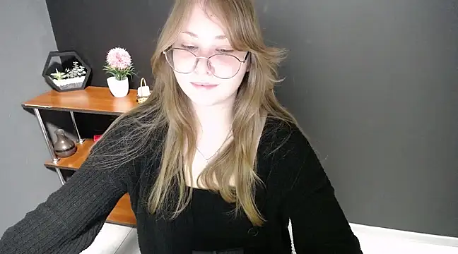 Snapshot of lady_minx chatting on 02/28/25, 10:30 lady minx online show from 02/28/25, 10:30