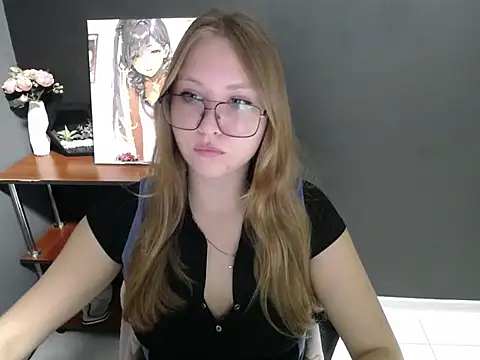 Snapshot of lady_minx chatting on 09/17/25, 06:37 lady minx online show from 09/17/25, 06:37