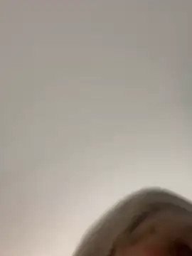 mia foxts online show from 03/23/25, 03:54