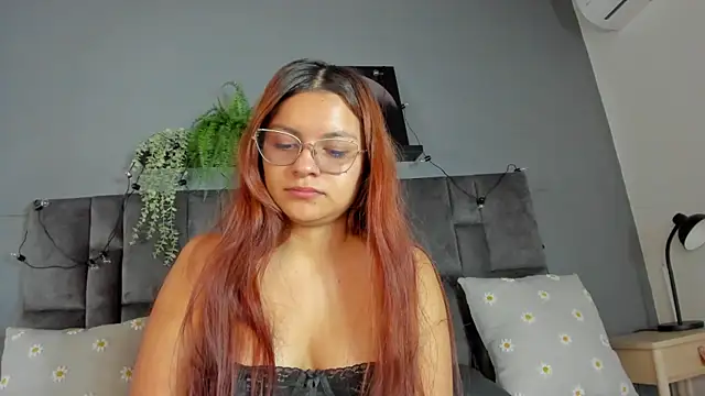 AbbyWathson online show from 09/29/25, 07:40