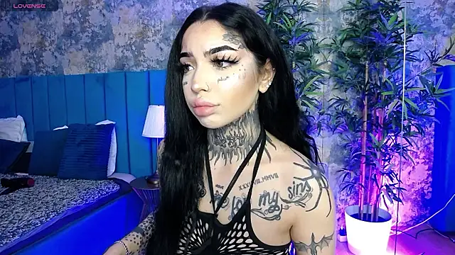 CreamyInkky  online show from 02/07/26, 07:23