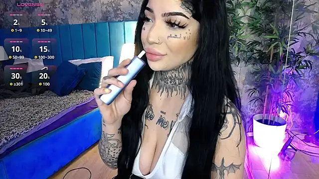 CreamyInkky  online show from 02/11/26, 06:29