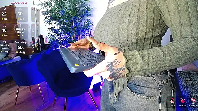 CreamyInkky  online show from 03/31/26, 09:32