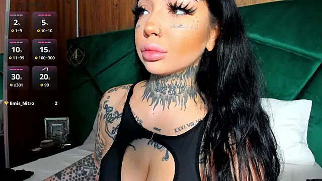 Snapshot of CreamyInkky_ chatting on 07/07/26, 06:47 CreamyInkky online show from 07/07/26, 06:47