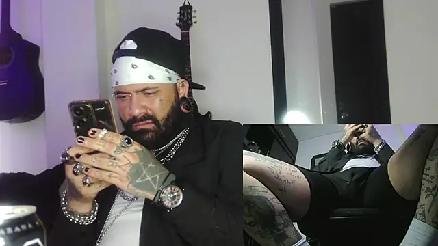 darkclothes online show from 12/25/24, 07:34