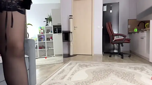 Victoria1Love online show from 02/26/25, 04:35