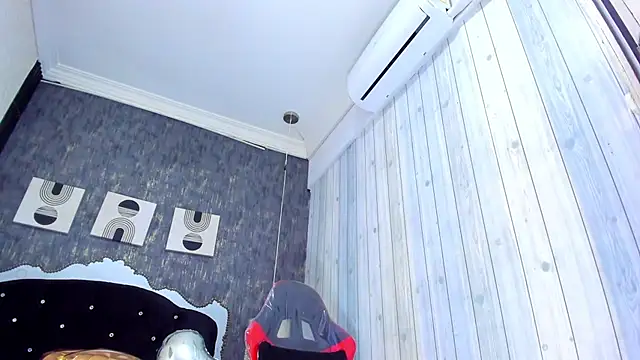 RicoBrown777  online show from 02/21/25, 07:01