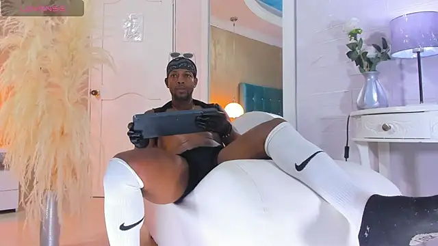 RicoBrown777  online show from 09/25/25, 04:27