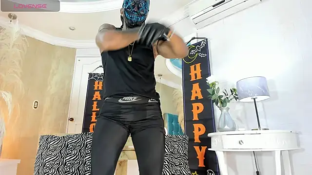 RicoBrown777  online show from 10/07/25, 04:42