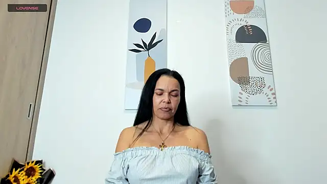 Evawalker  online show from 02/20/25, 01:57