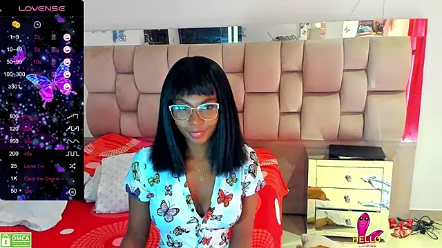 ZaraMartinez online show from 02/22/25, 07:47