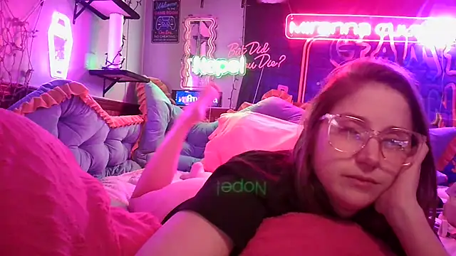 mirannacult online show from 02/05/25, 10:19