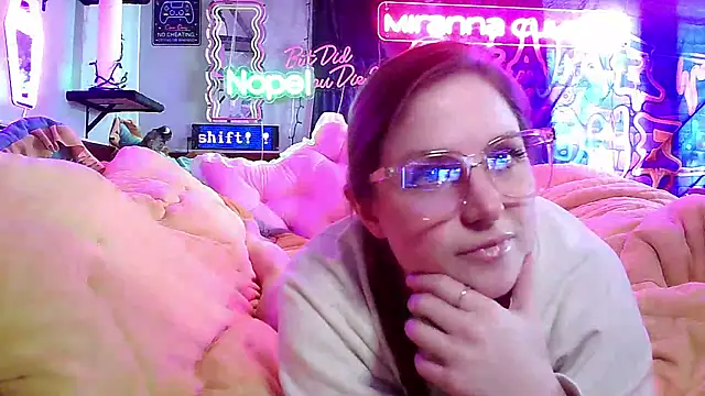 mirannacult online show from 02/10/25, 04:47