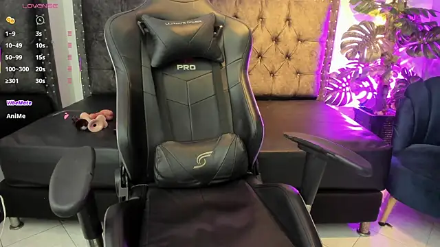 Layla kaderr online show from 09/13/25, 07:24